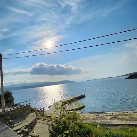 Apartment Gianni's 1 By The Sea *