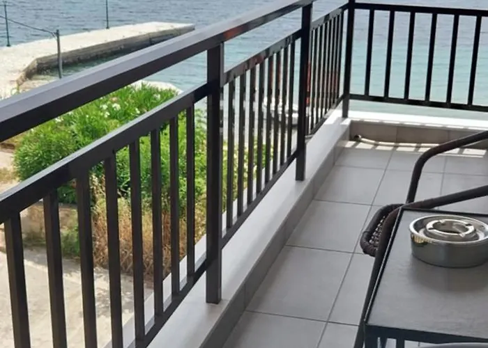 Gianni's 1 By The Sea Apartamento *